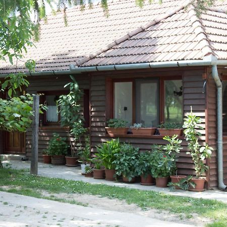 Holiday Home Melinda Ceglédpuszta Eksteriør billede